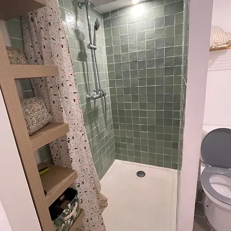 Boulouris - Appt 3/4 Pers. Bord De / Piscine Apartment
