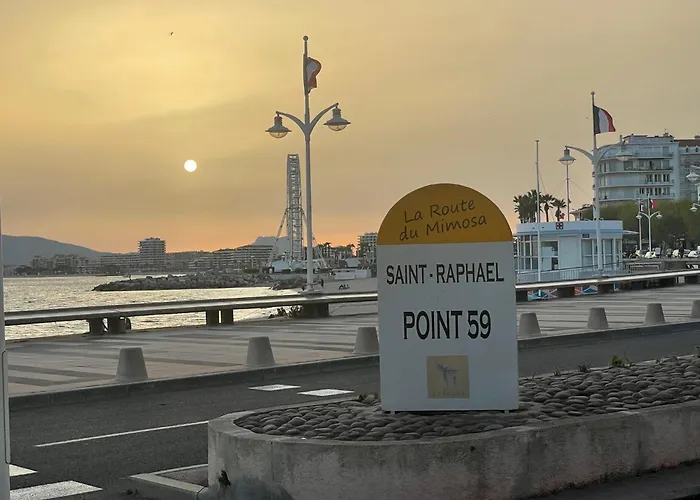 Apartment Boulouris - Appt 3/4 Pers. Bord De / Piscine *